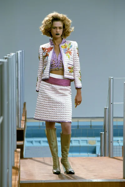Look 23